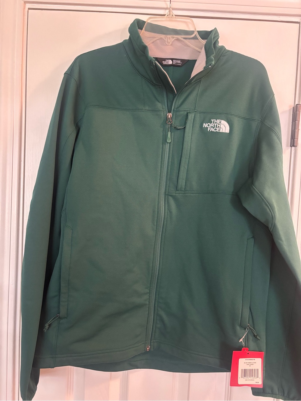 NWT- North Face lightweight softshell jacket- green